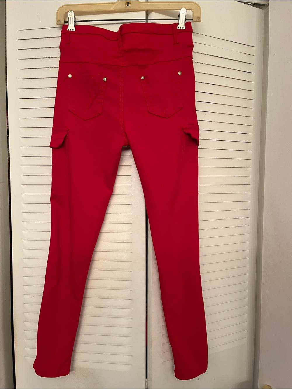 Women's High-Rise Skinny Cargo Jeans in Red